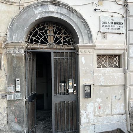 La Casa Della Nonna - Quartierispagnoli Napoli Dış mekan fotoğraf
